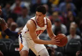 开云体育app-里程碑夜！菲尼克斯太阳篮板制胜；CBA常规赛集结日刷纪录；底气十足；赛程密集仍需轮换的简单介绍