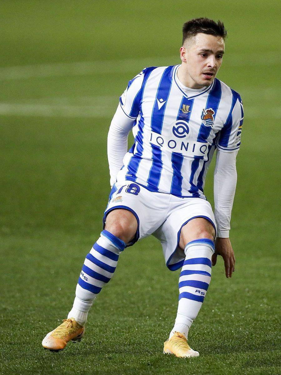 包含欧联清晨再迎强敌，皇家社会完成体检，主帅态度——气氛紧张，赛季目标并未改变的词条