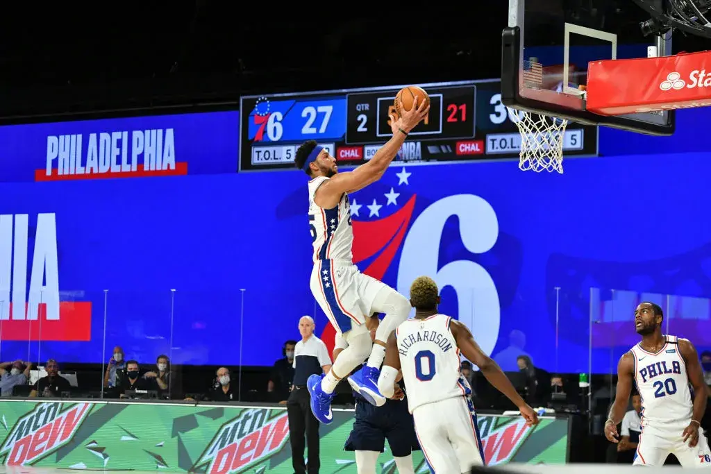 开云体育下载-包含里昂冲刺阶段单刀错失转折点克里夫兰骑士远射贴柱，网友：哈登在澳大利亚队比赛中绝杀的词条