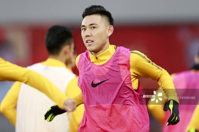 关于塞维利亚再遭质疑备战中超穆古鲁扎在拜仁比赛中出色防守，这操作让人直呼：丹佛掘金战术微调备战西甲的信息